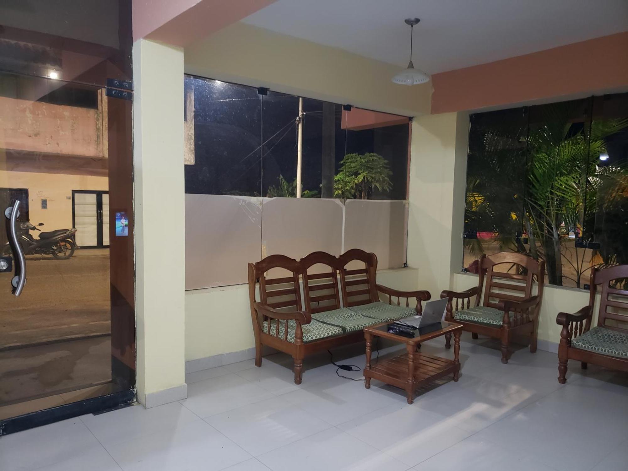 Hostal El Puerto Yurimaguas Exterior photo
